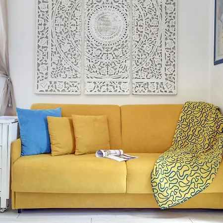 Colosseo Rooftop 36 - Exclusive Terrace, Solarium & Skyline View Apartment